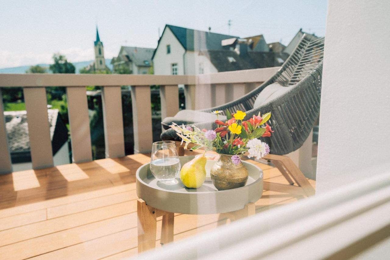 Gut Foersterlay - Exklusive Boutique Apartments Im Historischen Winzerhaus Direkt An Der Mosel Lösnich 외부 사진